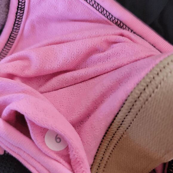 lululemon black pink layered tank top size 6 - Picture 7 of 7